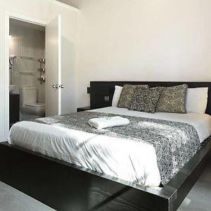 Superior Zimmer mit Kingsize-Bett
